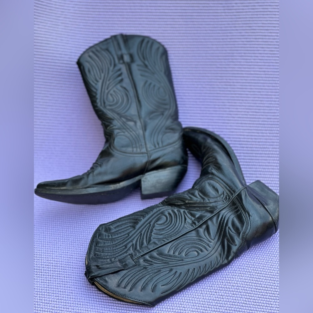 GUESS VINTAGE COWBOY BOOTS